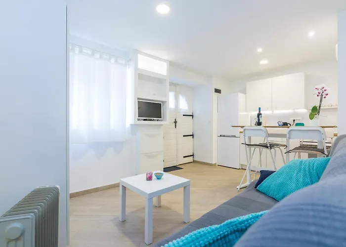 Gobac Apartment *