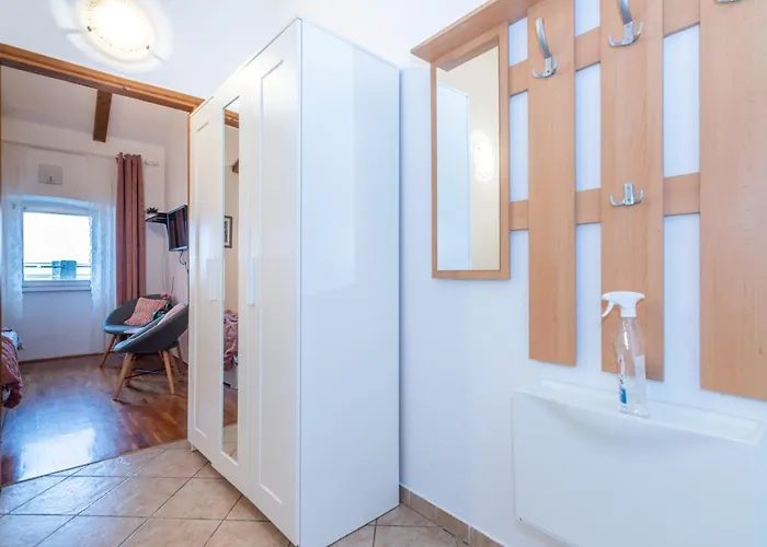 Gobac Apartment *